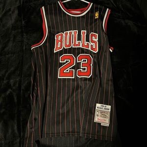 Hardwood classic MJ jersey, like new